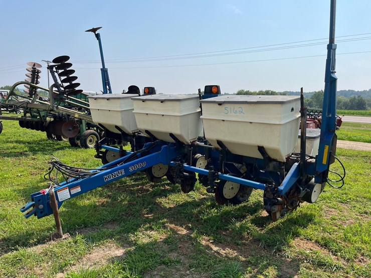 kinze-3000-image-8