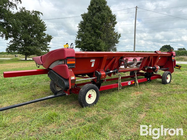 case-ih-3208-image-12