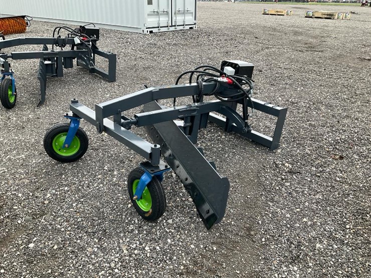 #1402-•-unused-skid-steer-grader-image-1