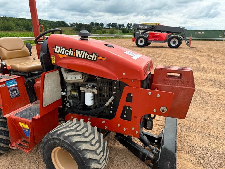 2017-ditch-witch-rt45-image-14