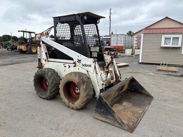bobcat-825-image-2