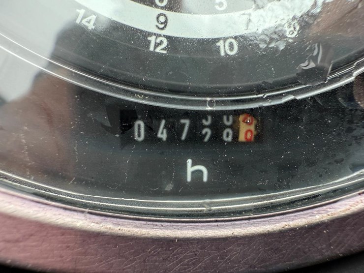 1980-john-deere-2240-image-43