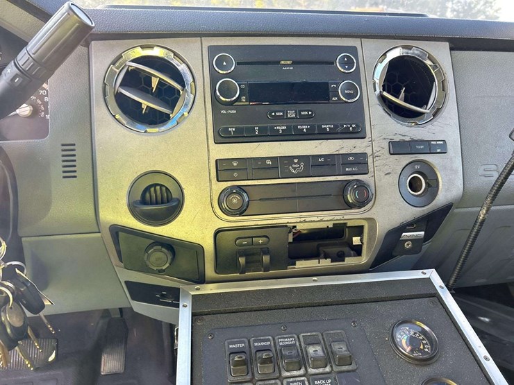 2016-ford-f350-image-18