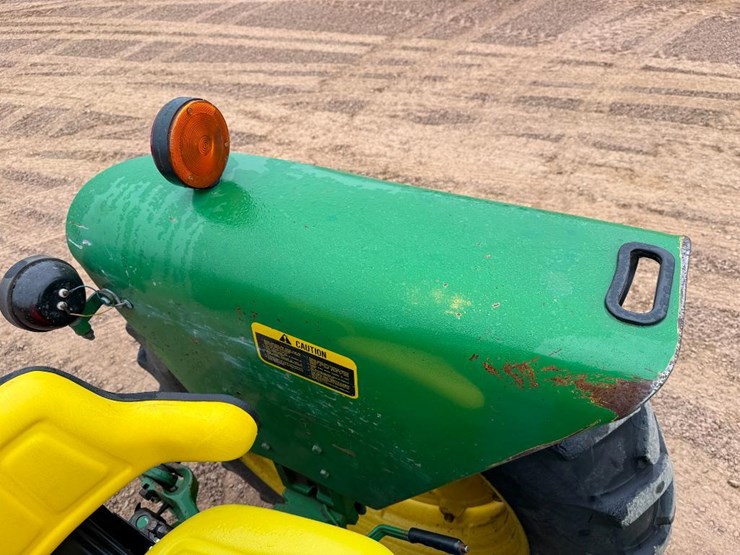 1980-john-deere-2240-image-42
