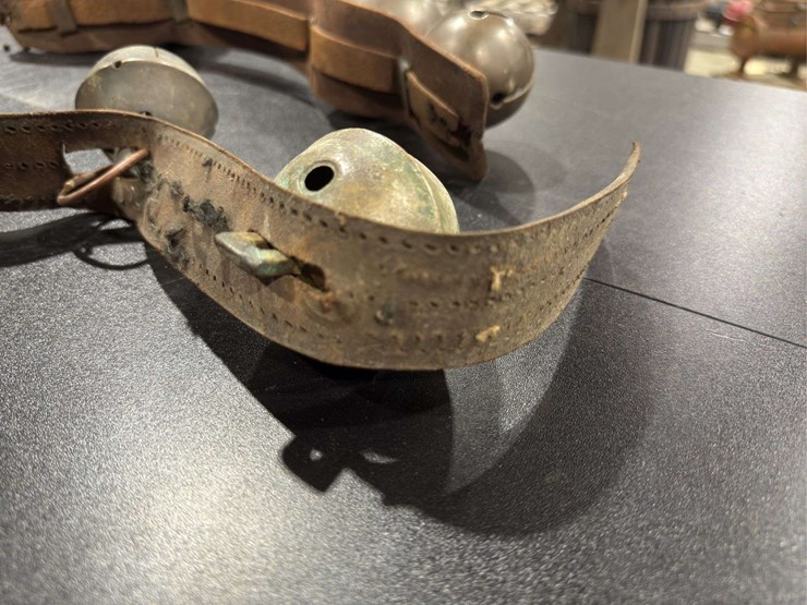 brass-sleigh-bells-on-leather-strap-image-9