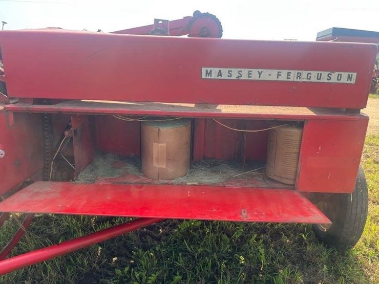 massey-ferguson-9-image-5