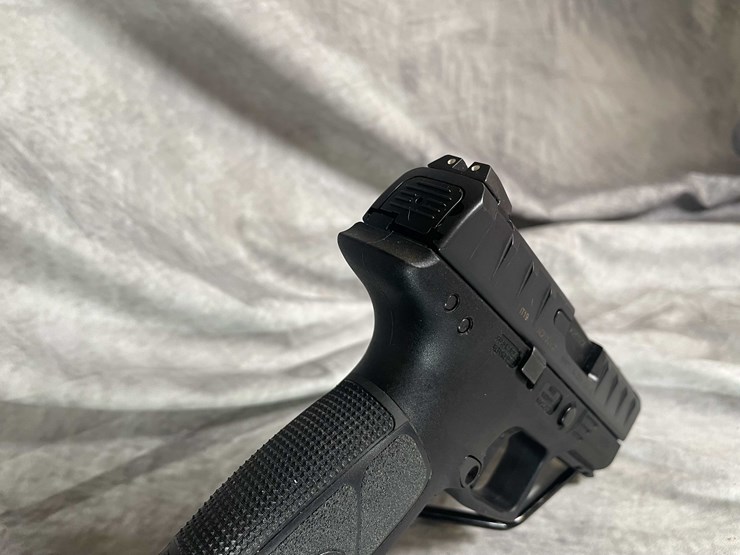 #4558-•-beretta-apx-centurion-9mm-luger-pistol,-sn:-a080093x-image-7