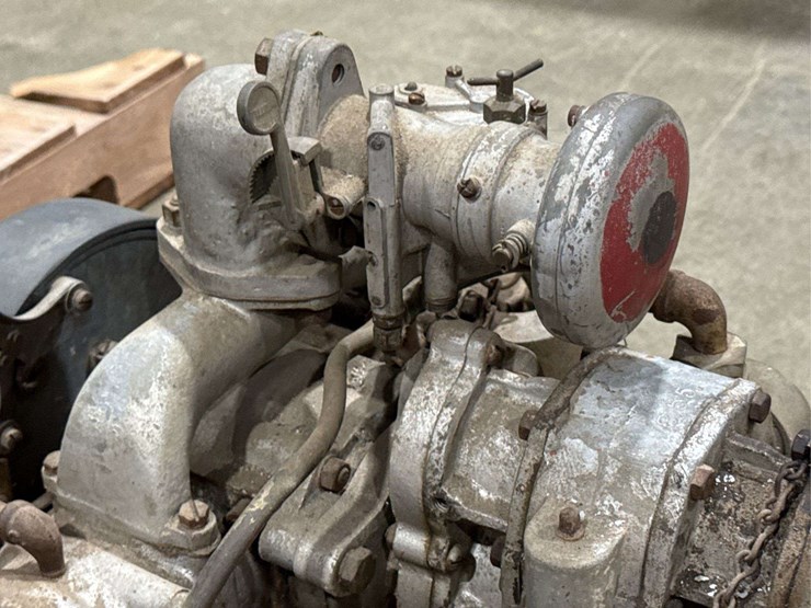 edwards-model-85-brass-gear-drive-water-pump.-image-14