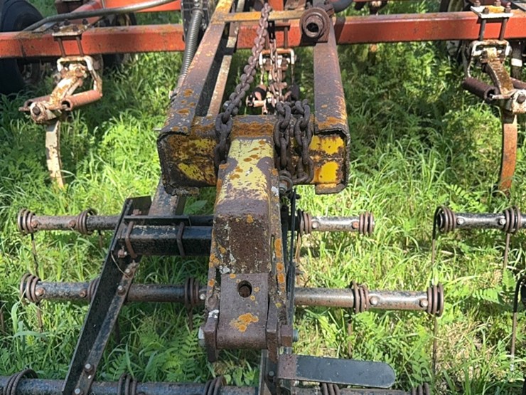 37’-wil-rich-chisel-plow-w/-complete-walking-tandems-and-3-bar-summers-harrow-￼-image-25