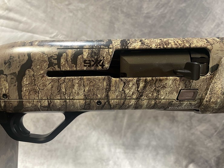 #4618-•-winchester-sx4-12-ga.-semi-auto-shotgun,-sn:-pt19457w11k-image-7