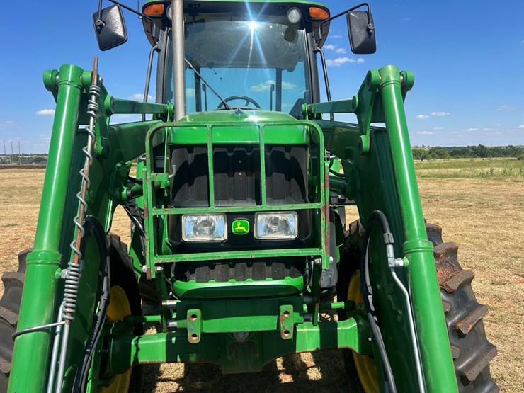 john-deere-6140d-image-19