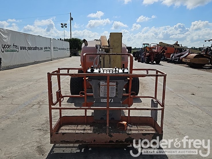 2019-jlg-450aj-image-11