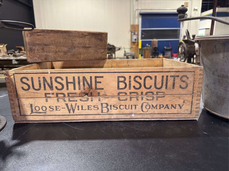 collection-of-bakery-items-image-2