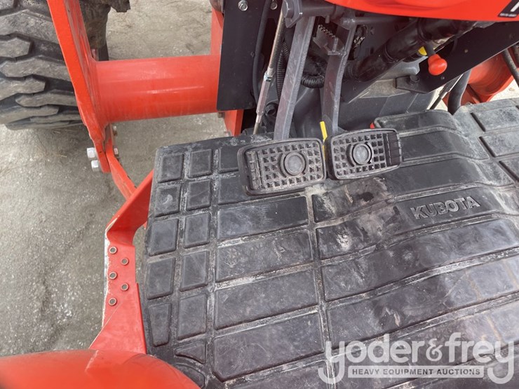 2020-kubota-mx5400hst-image-40