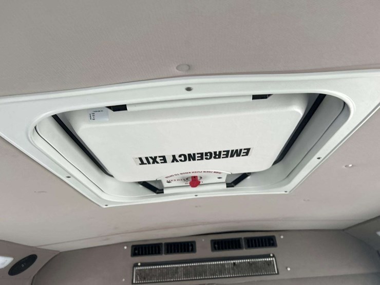 2019-ford-e450-image-24