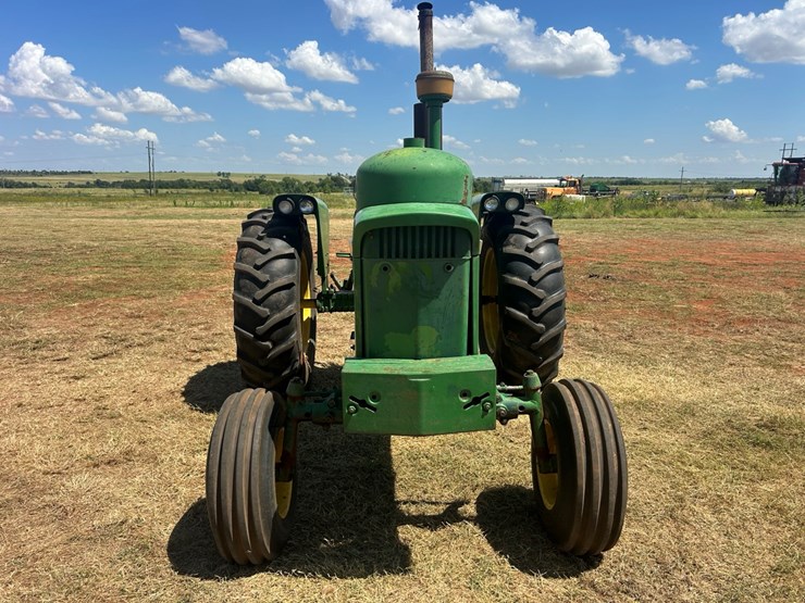 john-deere-3020-image-19