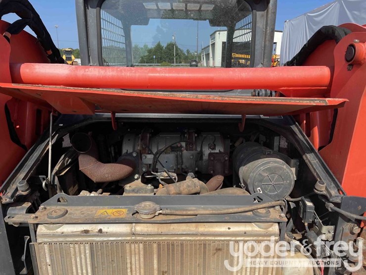 2020-kubota-svl65-2-image-16