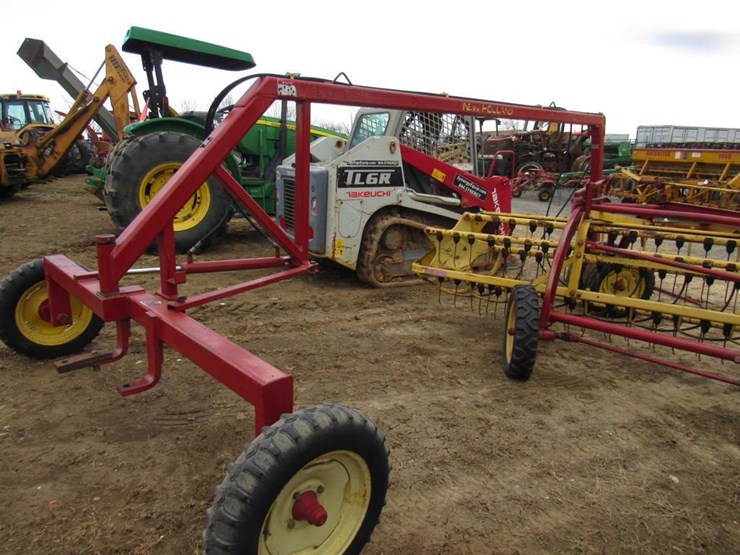 new-holland-252-image-3