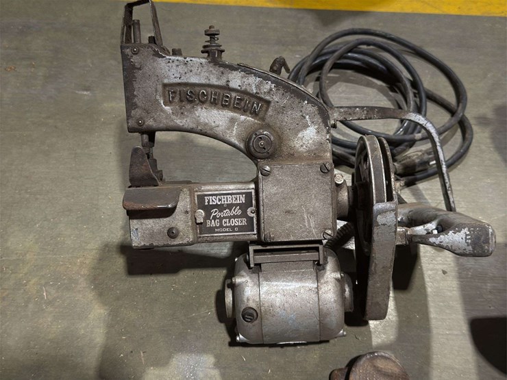 all-for-sewing.three-machines-image-2