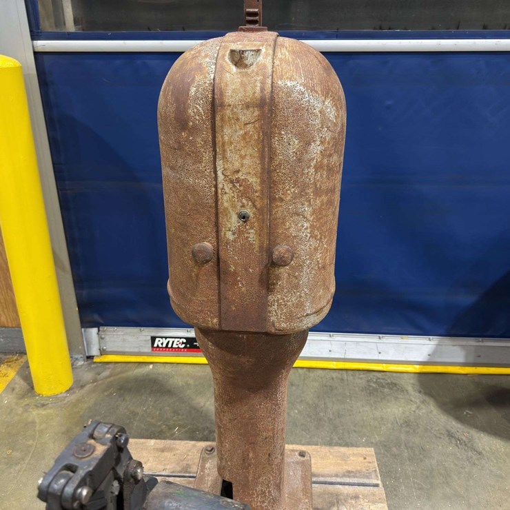T-8 Gas Pump