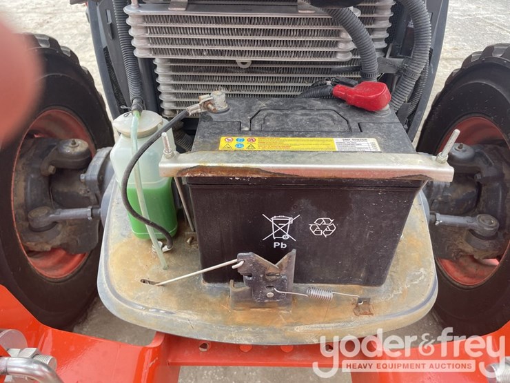 2020-kubota-mx5400hst-image-32