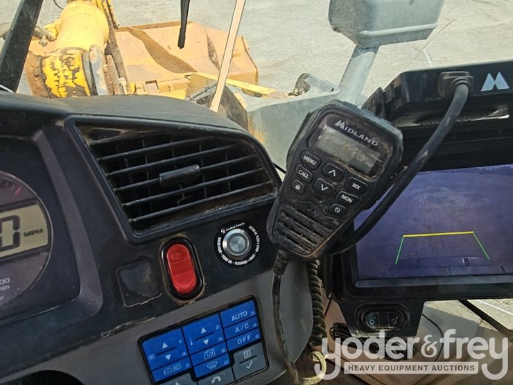 komatsu-wa380-image-76