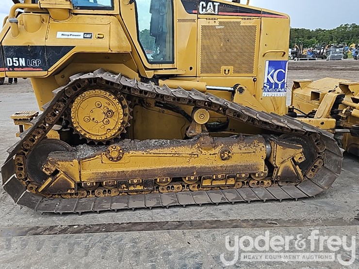 2005-caterpillar-d5n-image-7