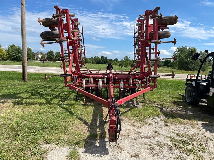 wil-rich-2500-image-2