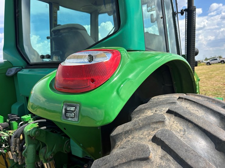 john-deere-7320-image-35