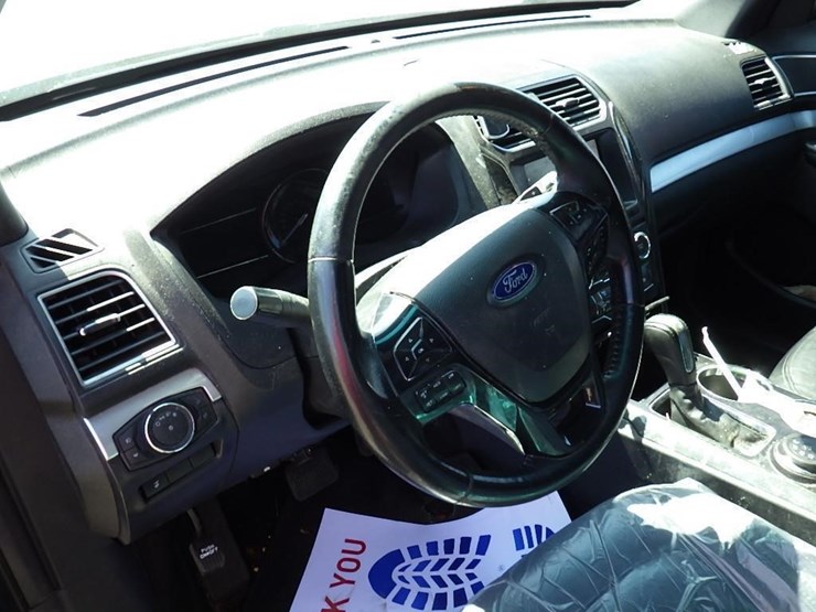 2016-ford-explorer-xlt-image-20