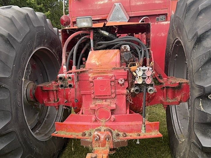 massey-ferguson-4880-image-21