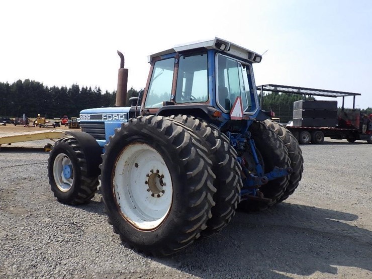 ford-8830-image-5
