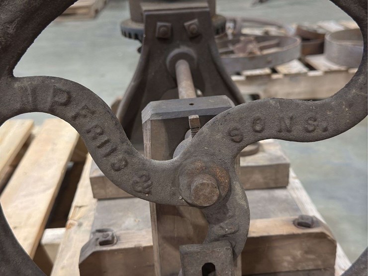 cider-press-image-3