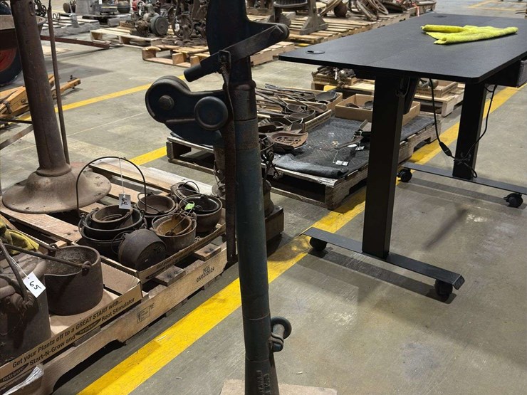 economy-shoe-cobbler-jack.-image-5