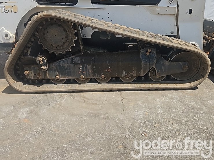 2023-bobcat-t870-image-12