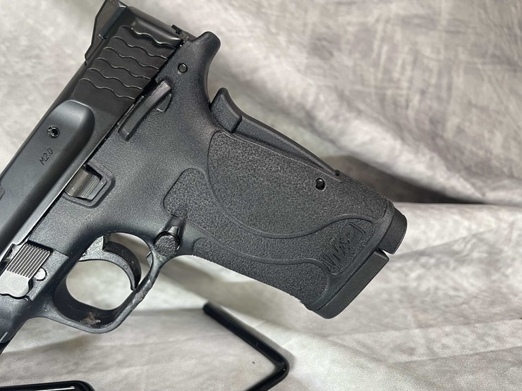 #4557-•-smith-&-wesson-m&p-shield-ez-380-auto-pistol,-sn:-fhx7559-image-19