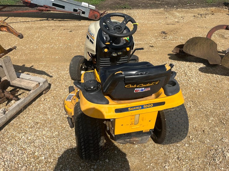 cub-cadet-lt1046-image-3