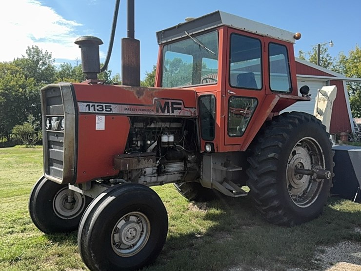 massey-ferguson-1135-image-1