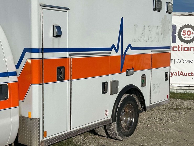 2016-ford-f350-image-22