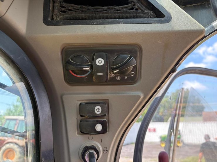 2014-caterpillar-289d-image-25