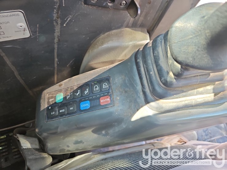 2019-doosan-dx85r-3-image-36