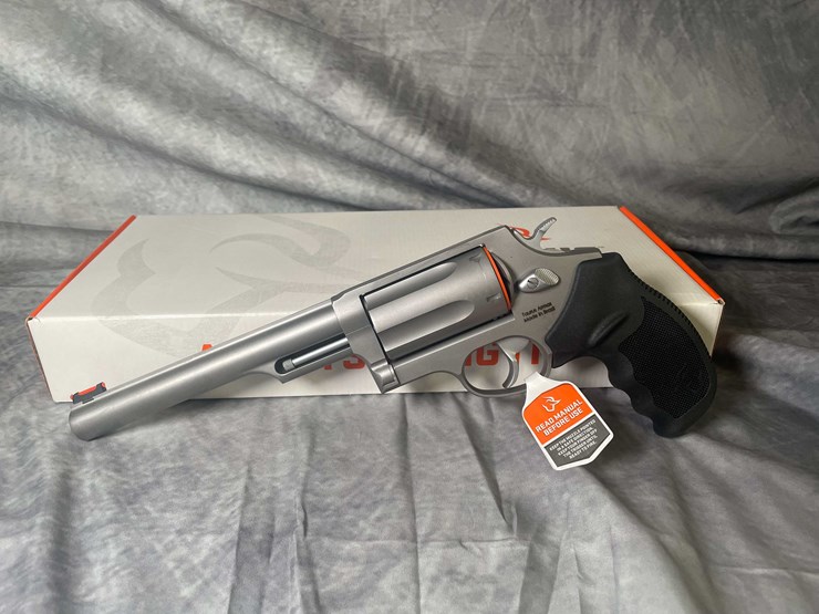#4523-•-taurus-judge-45-colt-revolver,-sn:-aen959791-image-1