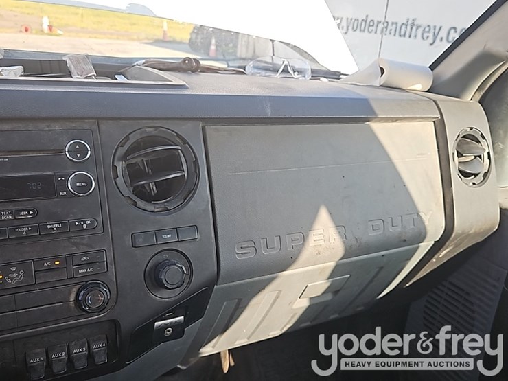 2016-ford-f550-image-24