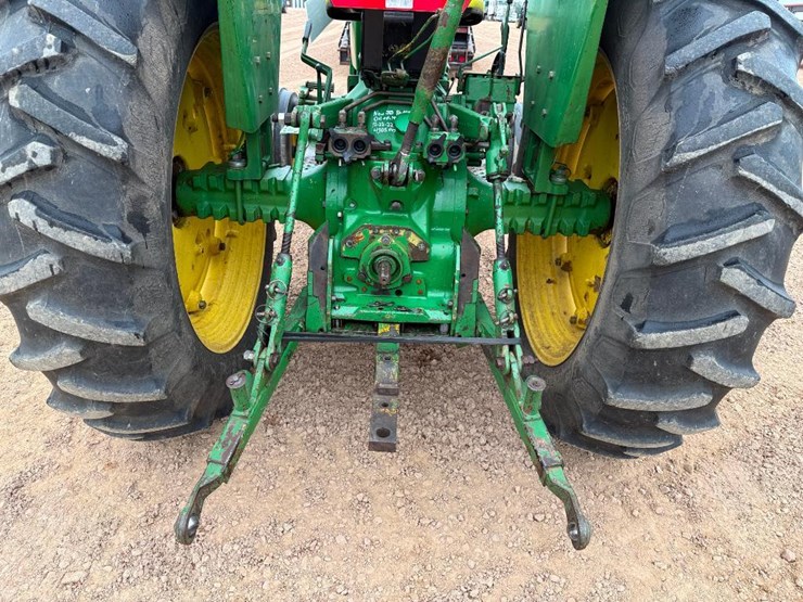 1980-john-deere-2240-image-23
