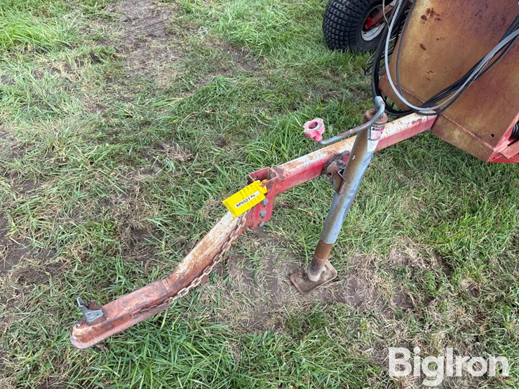 jm-innovators-inc-32.5'-pull-type-sprayer-image-9