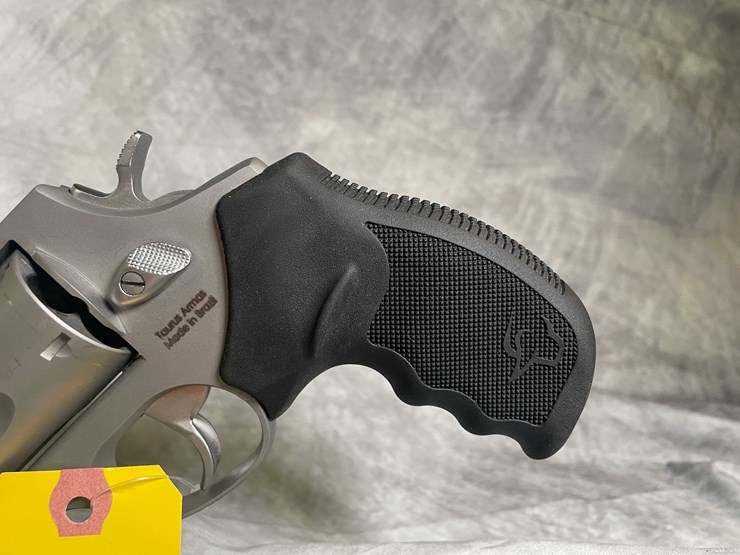 #4565-•-taurus-judge-45-colt-revolver,-sn:-agj393597-image-20