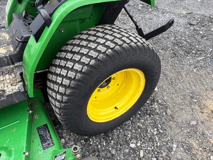 2004-john-deere-4010-image-16