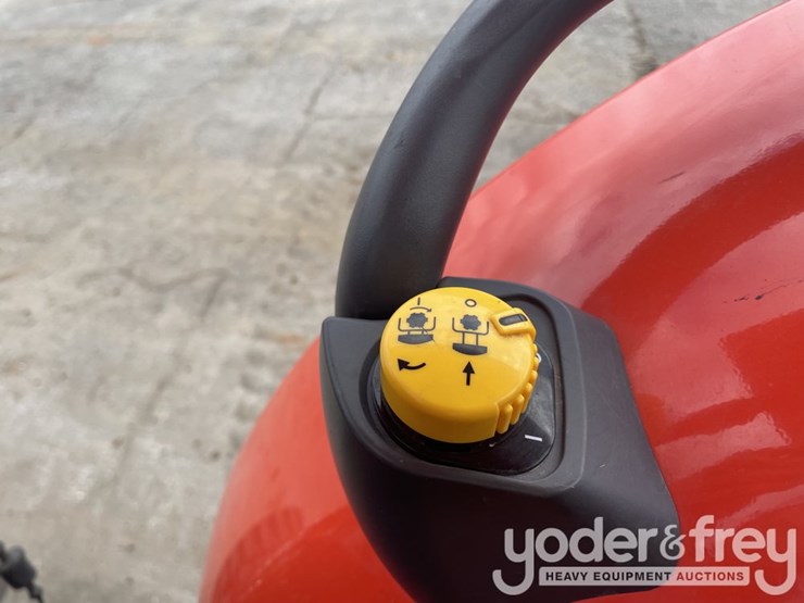 2020-kubota-mx5400hst-image-46