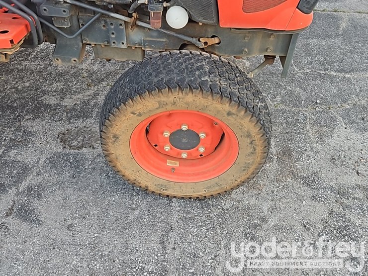 2020-kubota-l2501dt-image-9
