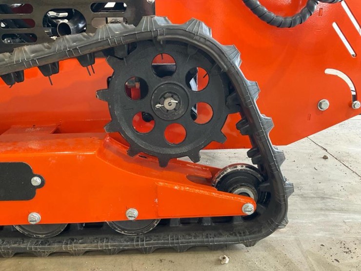 #1014-•-unused-future-ft36c-mini-skid-steer-image-15